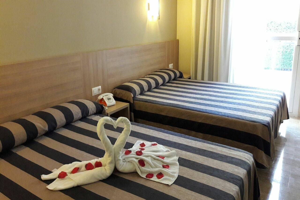 Cleopatra Hotel Lloret de Mar